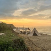 One day and one night beach camping