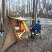 Winter camping with stovehut 70