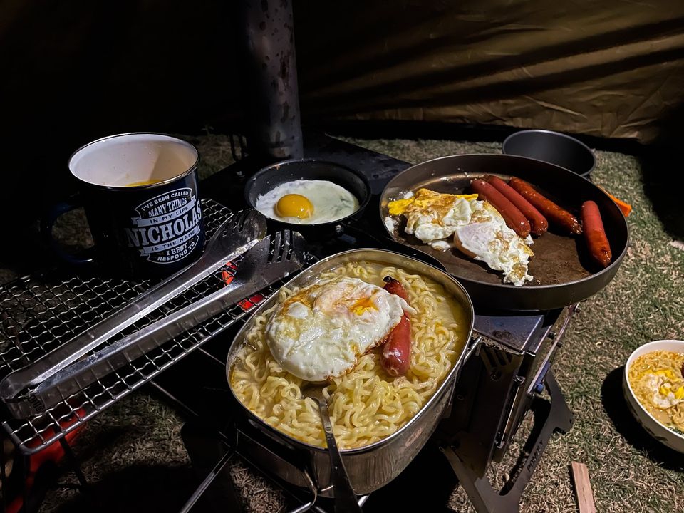 How to Cook A Delicious Meal While Camping?  第1张