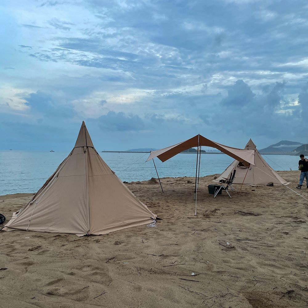 The second morning of camping on the beach  第1张